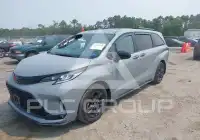 2025 Toyota SIENNA фото