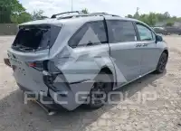 2025 Toyota SIENNA photo