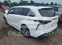 2025 Toyota SIENNA фото