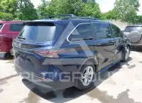 2025 Toyota SIENNA фото