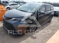 2025 Toyota SIENNA фото