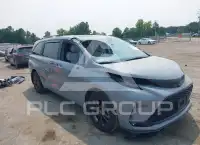 2025 Toyota SIENNA фото