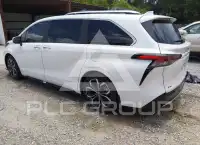 2025 Toyota SIENNA фото