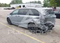 2025 Toyota SIENNA фото