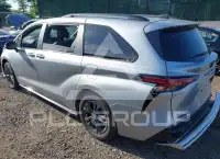 2025 Toyota SIENNA фото