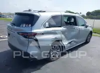 2025 Toyota SIENNA фото