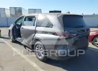 2025 Toyota SIENNA фото