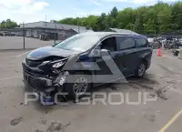 2025 Toyota SIENNA фото