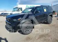 2025 Toyota 4 RUNNER photo