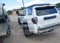 2025 Toyota 4 RUNNER photo