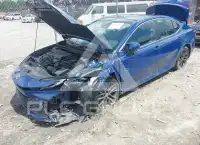 2025 Toyota CAMRY фото