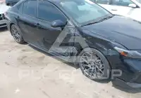 2025 Toyota CAMRY фото