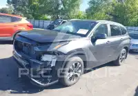 2025 Toyota Highlander фото