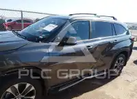 2025 Toyota Highlander photo