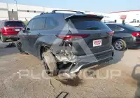 2025 Toyota Highlander фото
