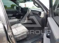 2025 Toyota TUNDRA фото