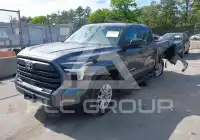 2025 Toyota TUNDRA фото