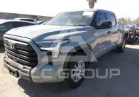 2025 Toyota TUNDRA фото