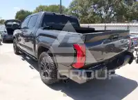 2025 Toyota TUNDRA фото