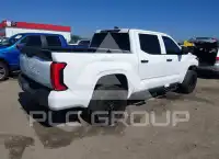 2025 Toyota TUNDRA фото