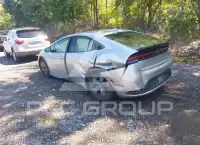 2025 Toyota PRIUS фото