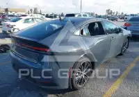 2025 Toyota PRIUS фото