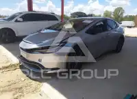 2025 Toyota PRIUS фото
