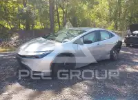 2025 Toyota PRIUS фото