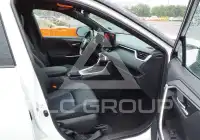2025 Toyota RAV4 фото