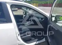 2025 Toyota RAV4 фото