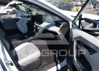 2025 Toyota RAV4 фото