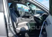 2025 Toyota RAV4 photo
