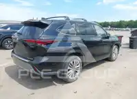 2025 Toyota Highlander фото