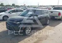 2025 KIA Soul фото