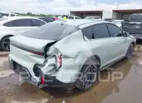 2025 KIA K4 фото