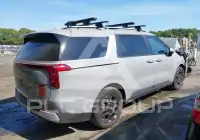 2025 KIA Carnival фото