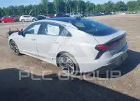 2025 KIA K5 фото