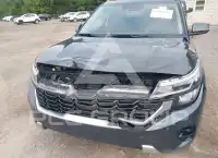 2025 KIA Seltos photo