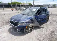 2025 KIA Seltos photo