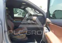 2025 Ford EXPEDITION photo