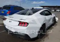 2025 Ford MUSTANG фото