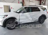 2025 Ford EXPLORER photo