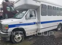2025 Ford E-450 фото