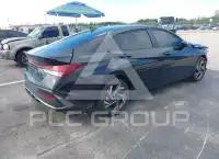 2025 Hyundai Elantra фото