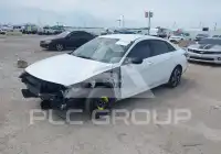 2025 Hyundai Elantra фото