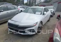 2025 Hyundai Elantra фото