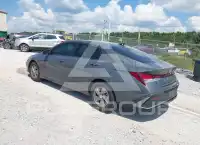 2025 Hyundai Elantra photo