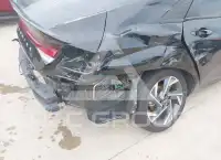 2025 Hyundai Elantra фото