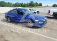 2025 Hyundai Elantra фото