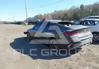 2025 Hyundai Elantra photo